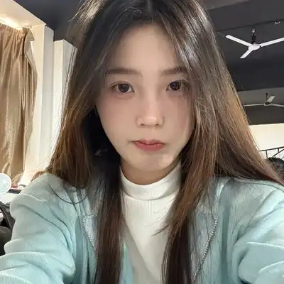 余军英